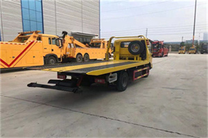 岳麓非事故拖车