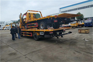 岳麓同城汽车补胎